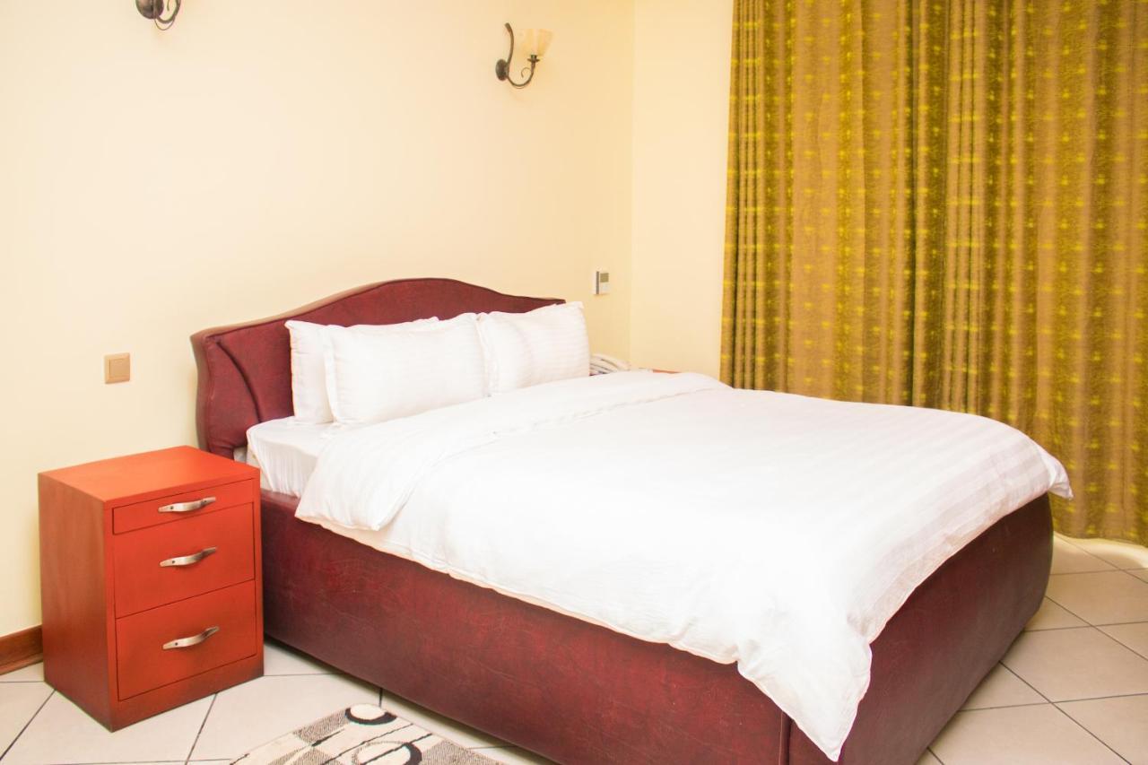 Seven Skies Hotel Arusha Bagian luar foto