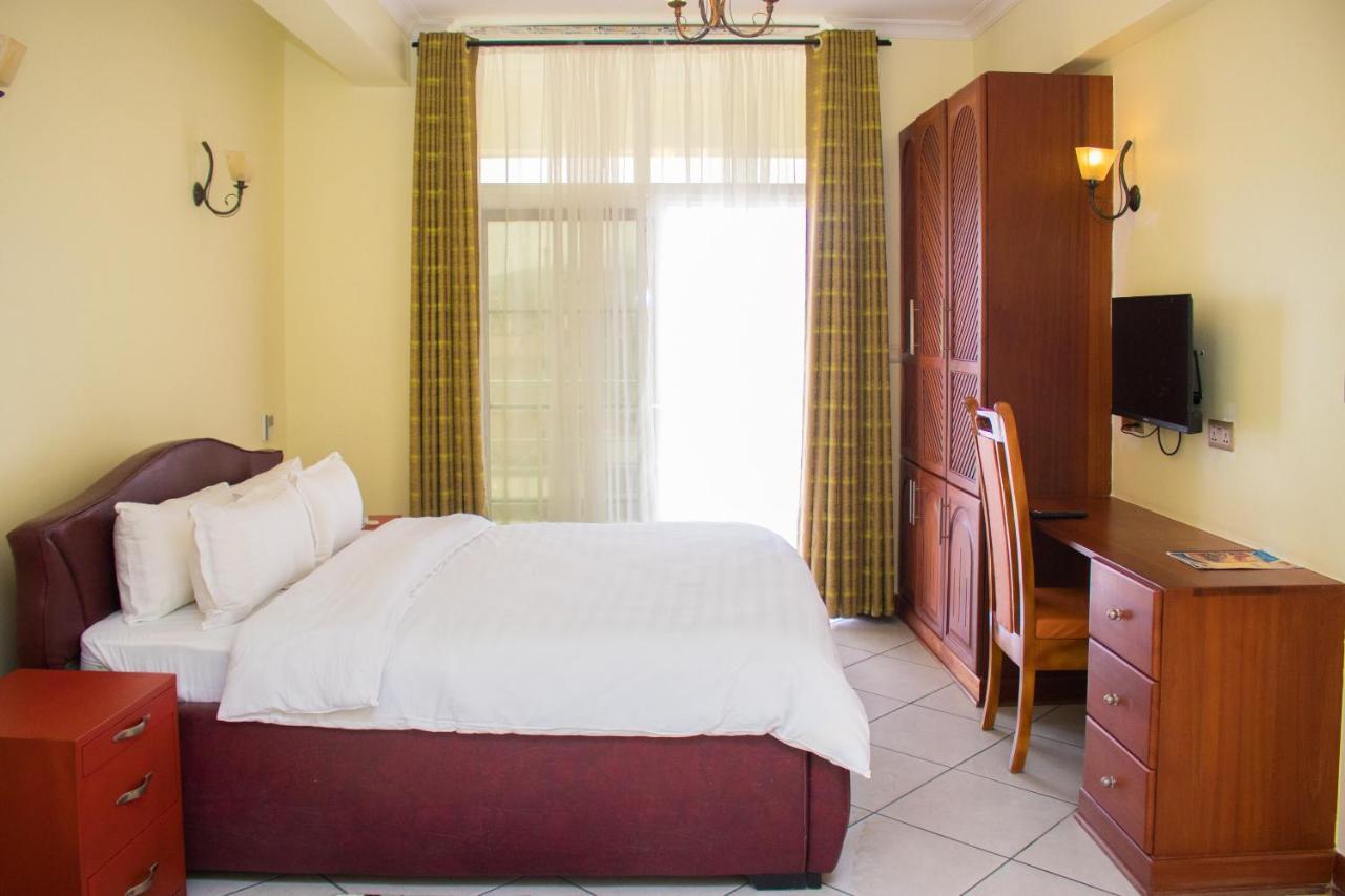 Seven Skies Hotel Arusha Bagian luar foto