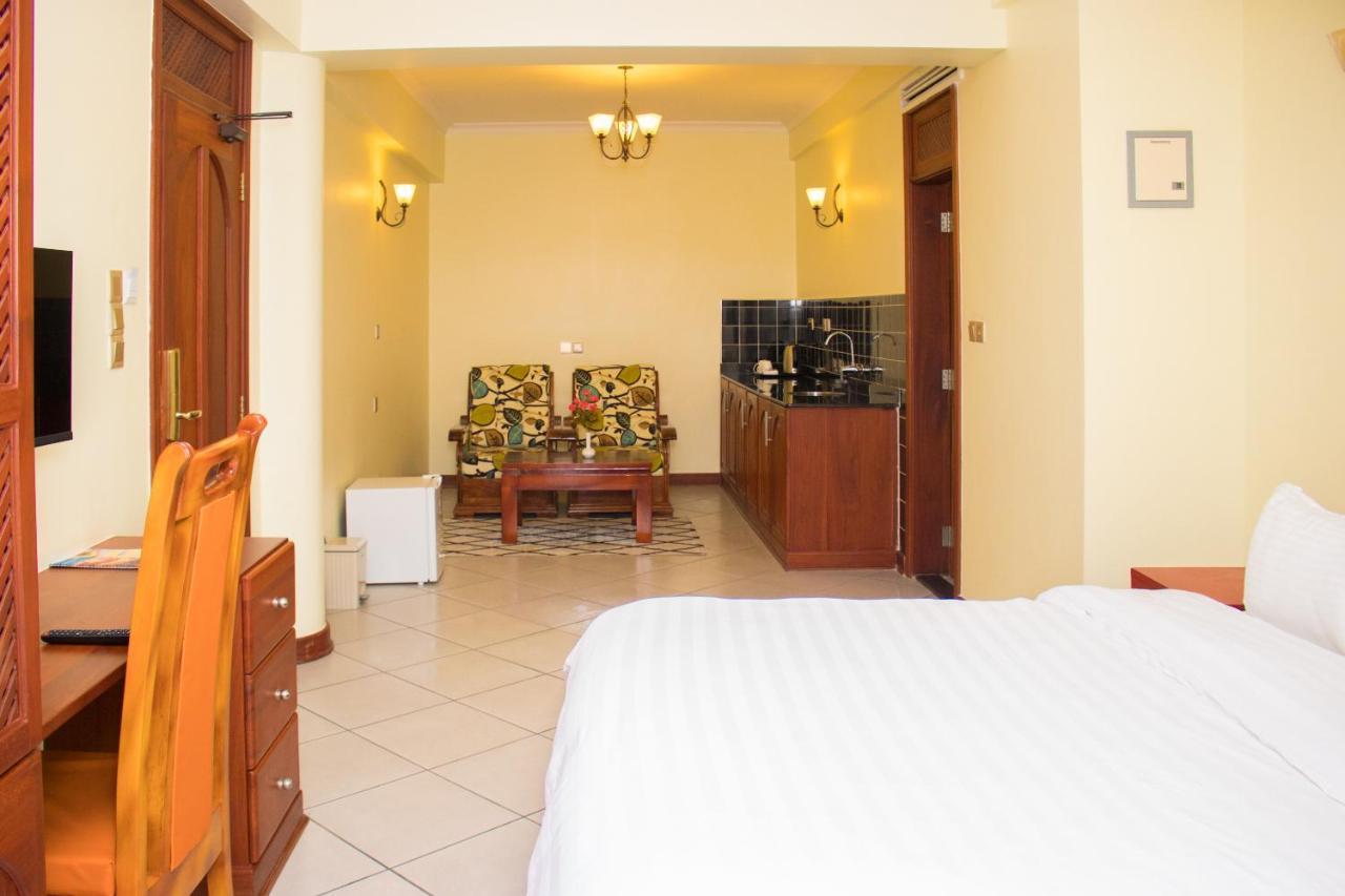 Seven Skies Hotel Arusha Bagian luar foto