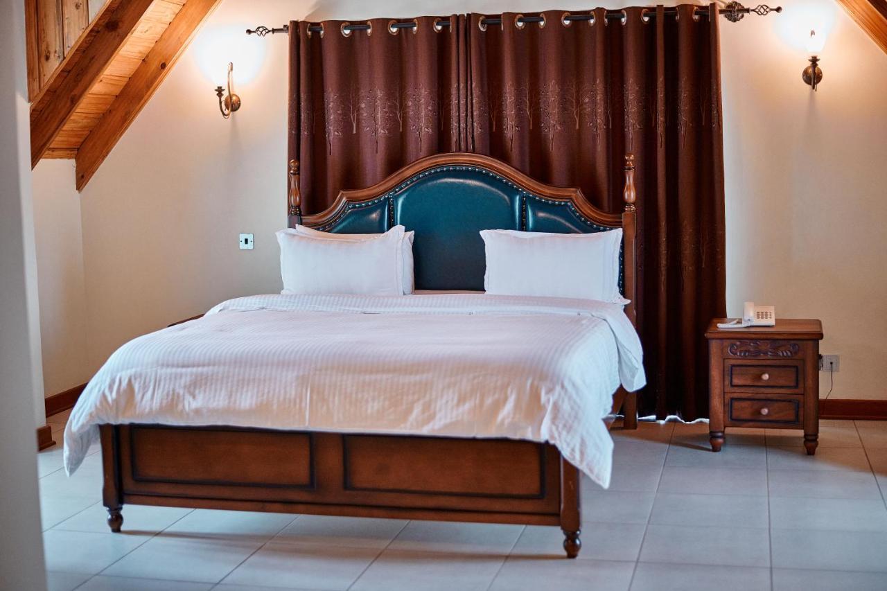 Seven Skies Hotel Arusha Bagian luar foto