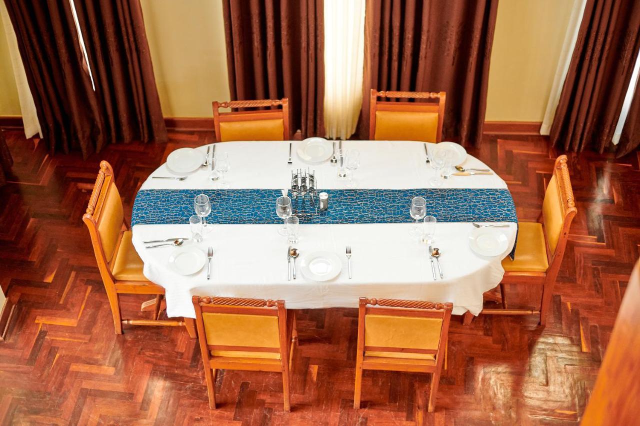 Seven Skies Hotel Arusha Bagian luar foto