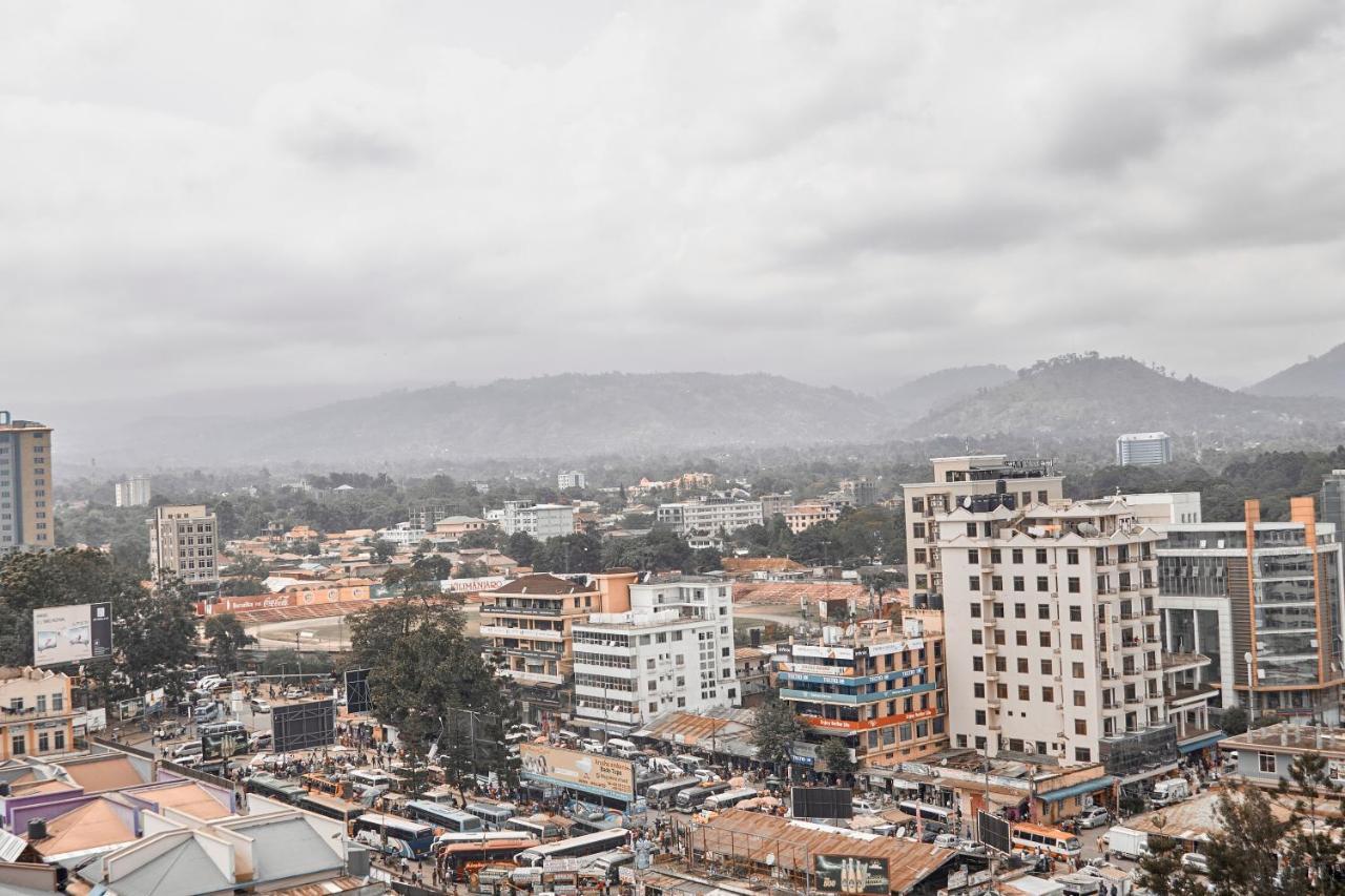 Seven Skies Hotel Arusha Bagian luar foto