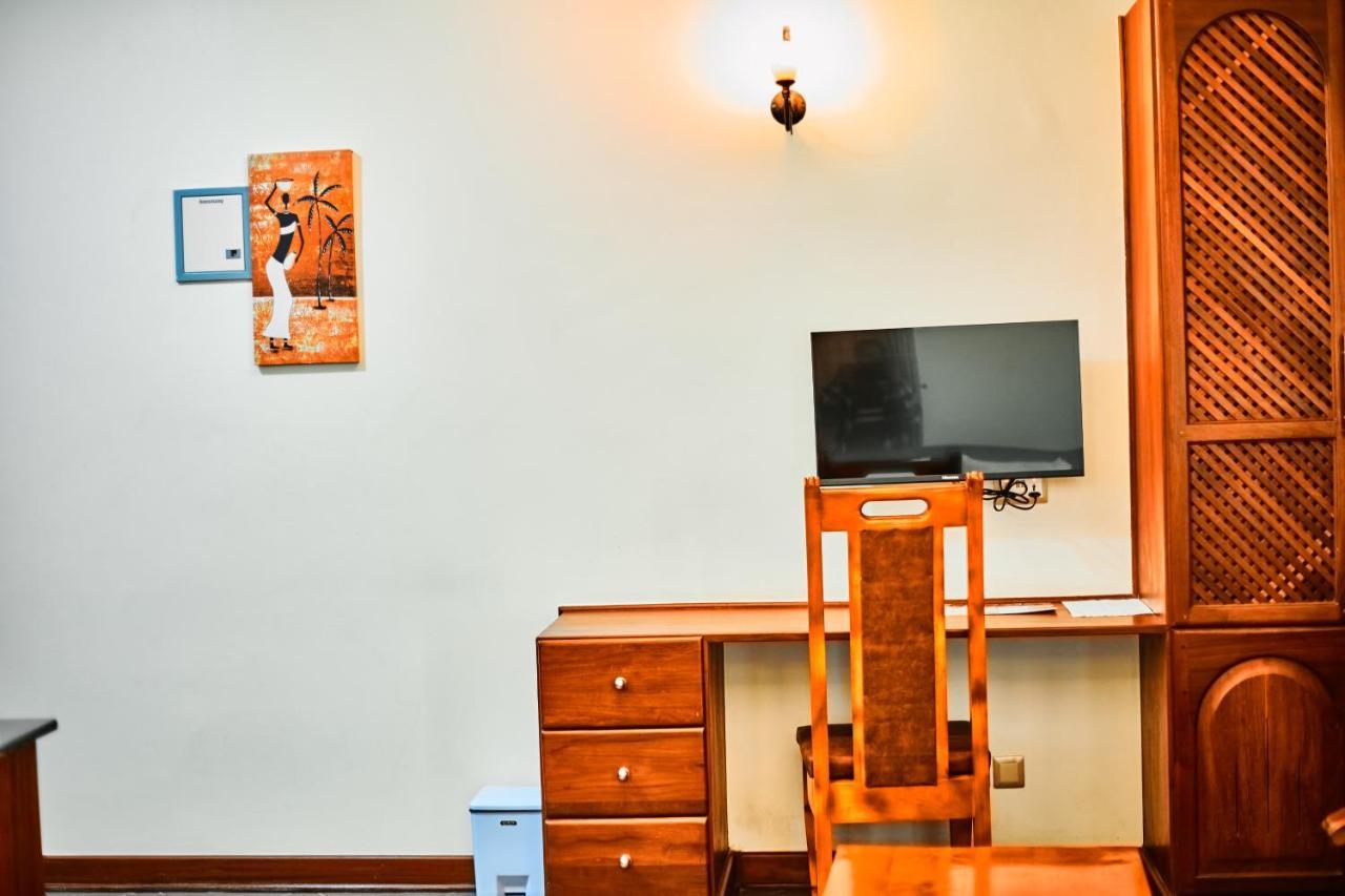 Seven Skies Hotel Arusha Bagian luar foto