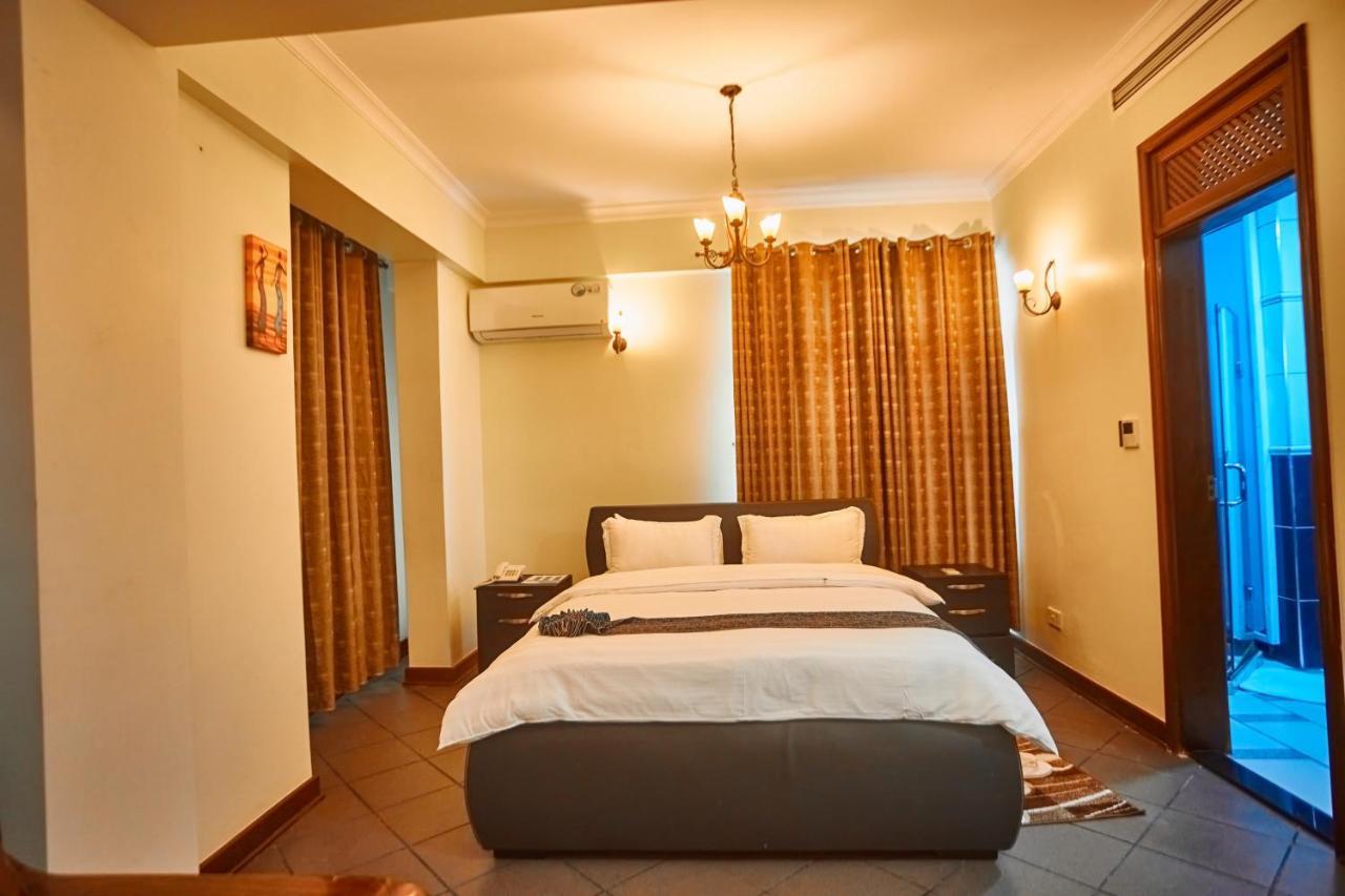 Seven Skies Hotel Arusha Bagian luar foto