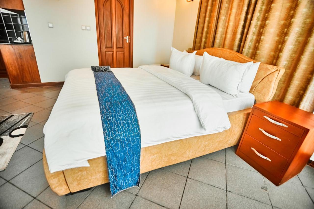 Seven Skies Hotel Arusha Bagian luar foto